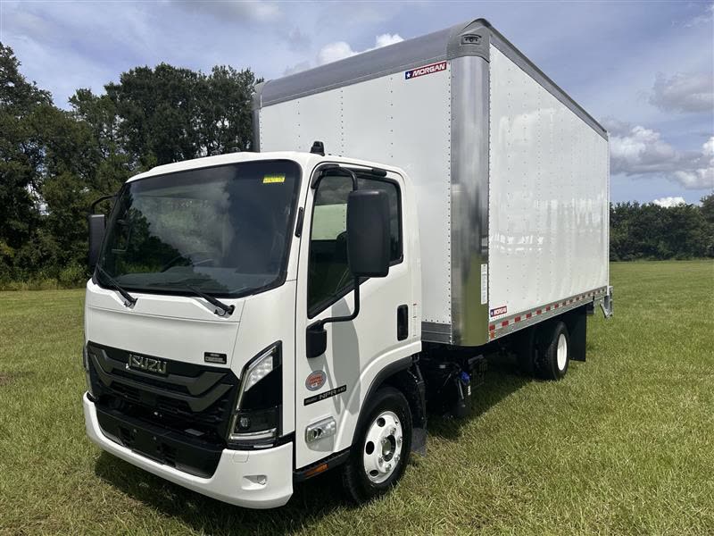 Isuzu box truck — work trucks and fleet vehicles sourced by Hollywood Motors